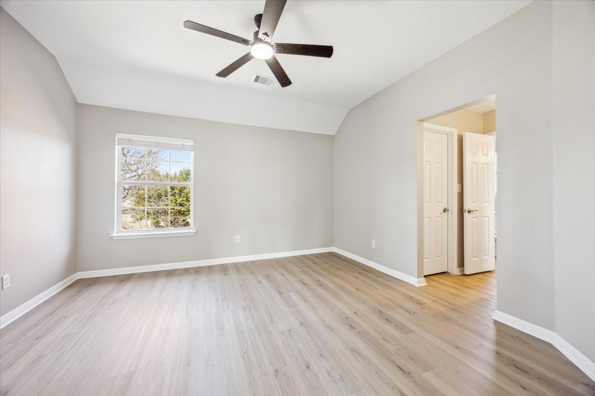 9201 Cessna Ln, Austin, TX 78717