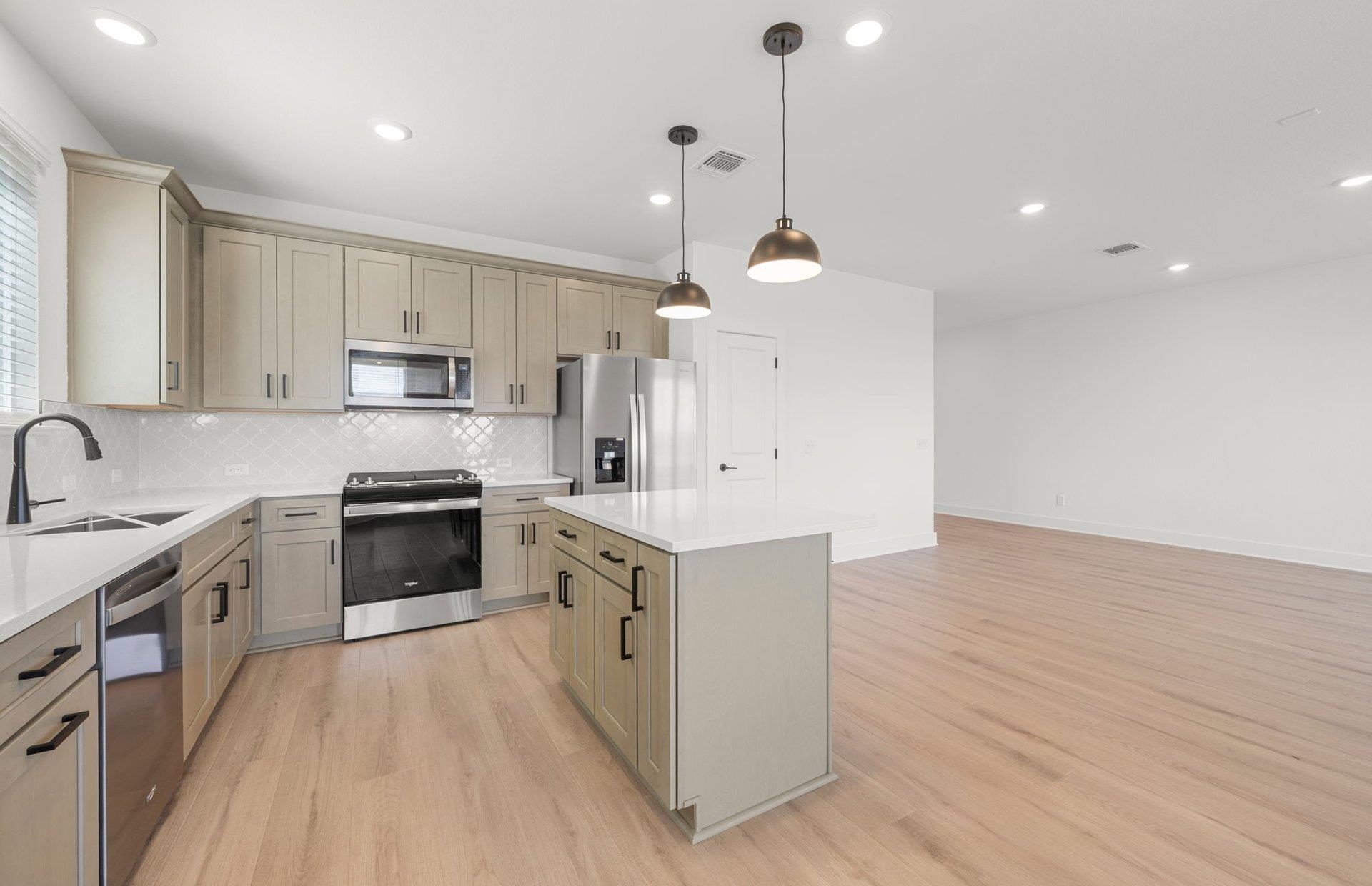 560 Tailwind Dr, Kyle, TX 78640