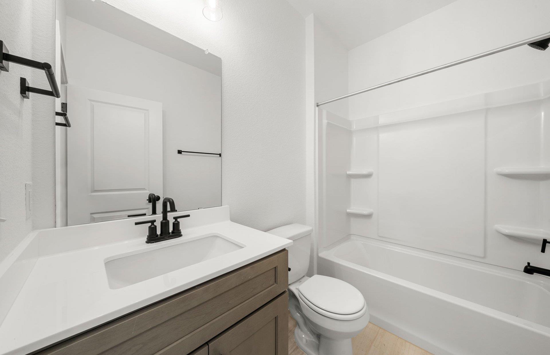 560 Tailwind Dr, Kyle, TX 78640