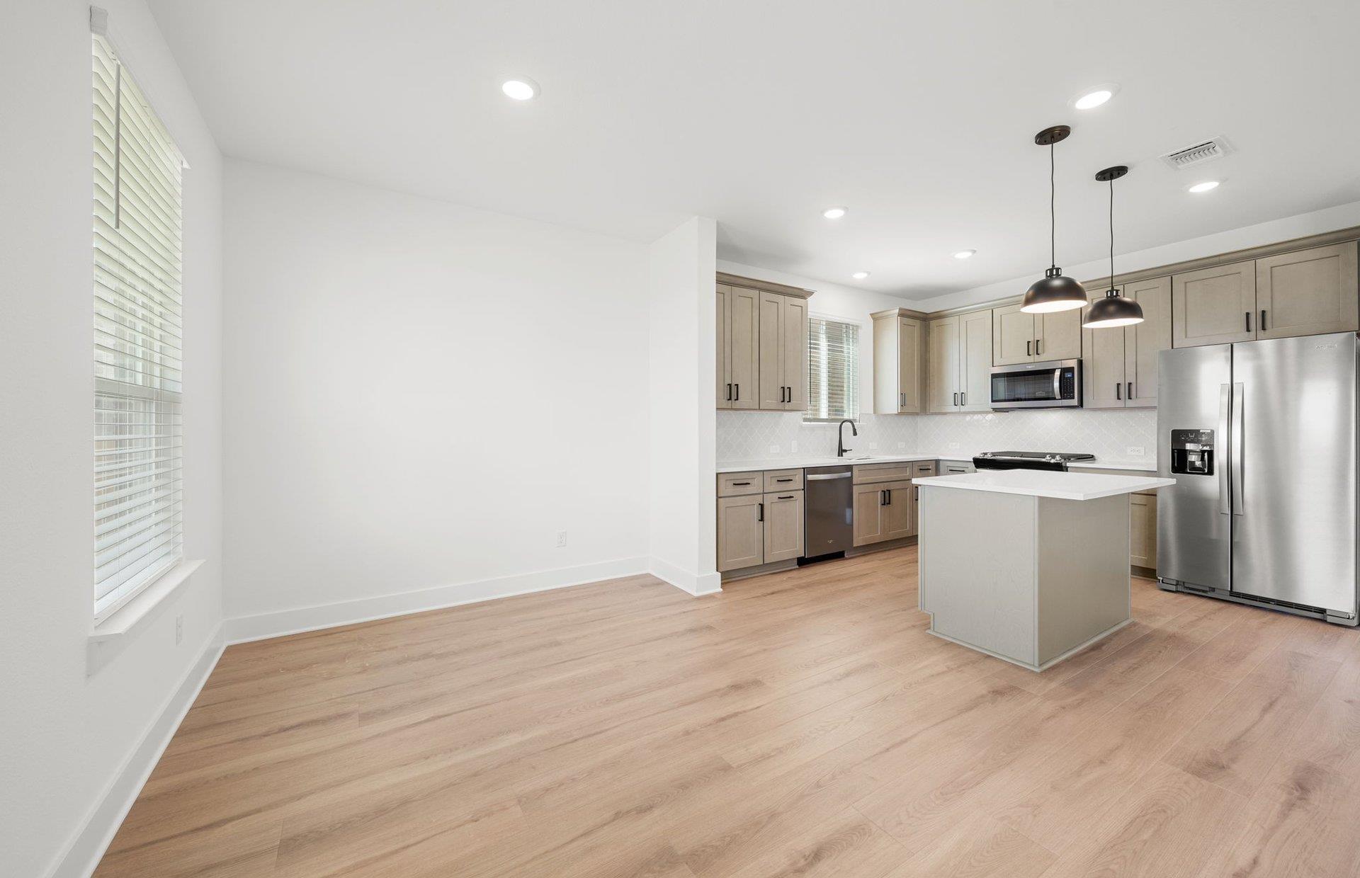 560 Tailwind Dr, Kyle, TX 78640