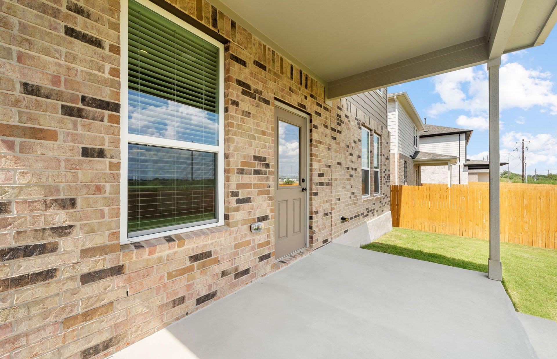 560 Tailwind Dr, Kyle, TX 78640