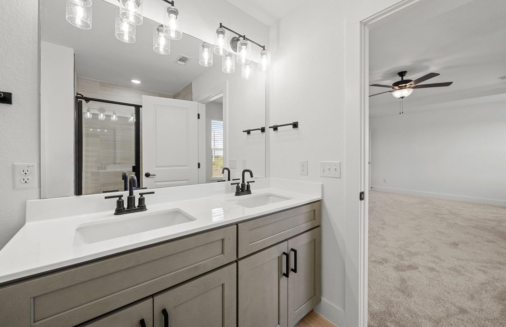 560 Tailwind Dr, Kyle, TX 78640