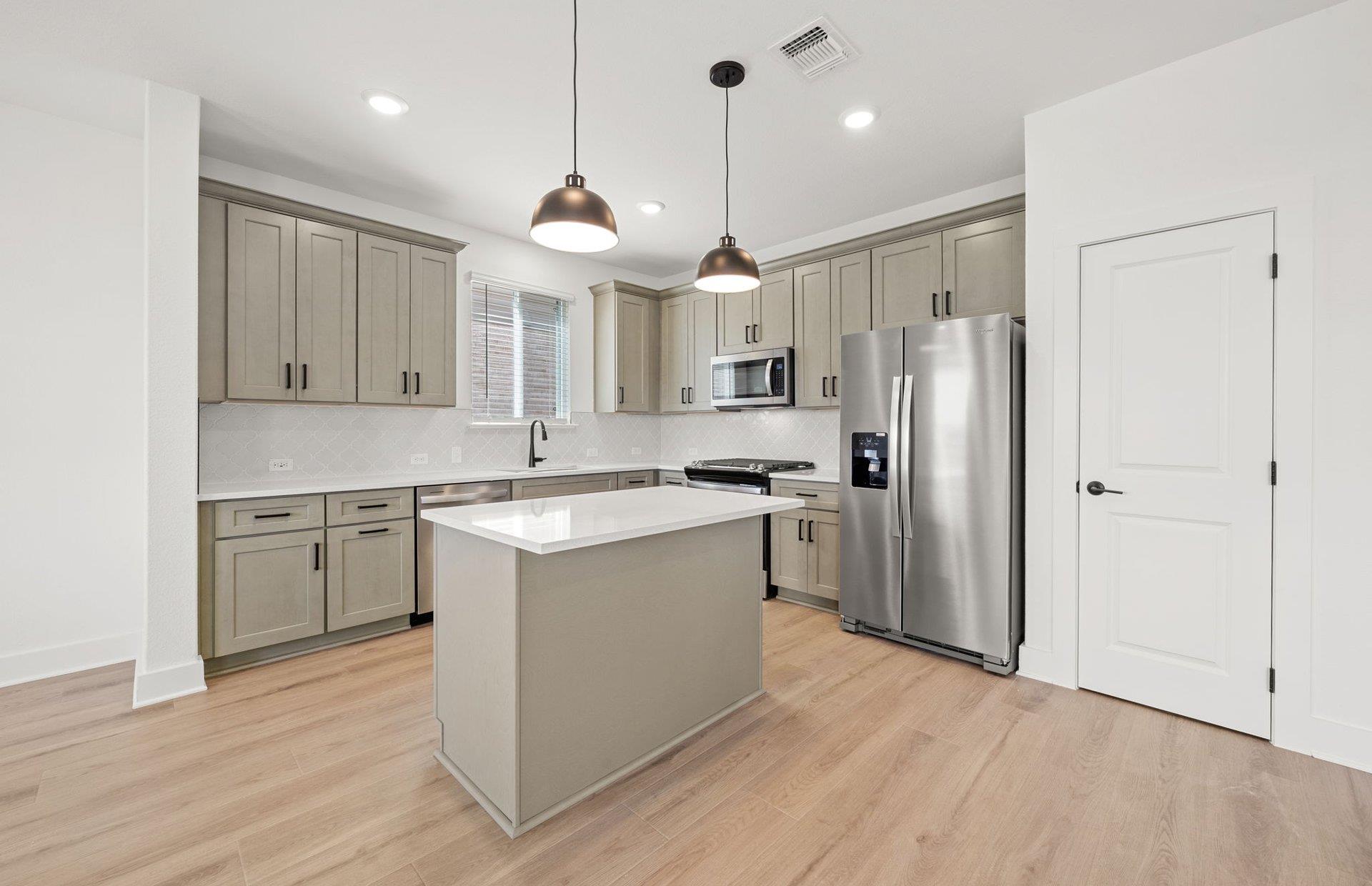 560 Tailwind Dr, Kyle, TX 78640