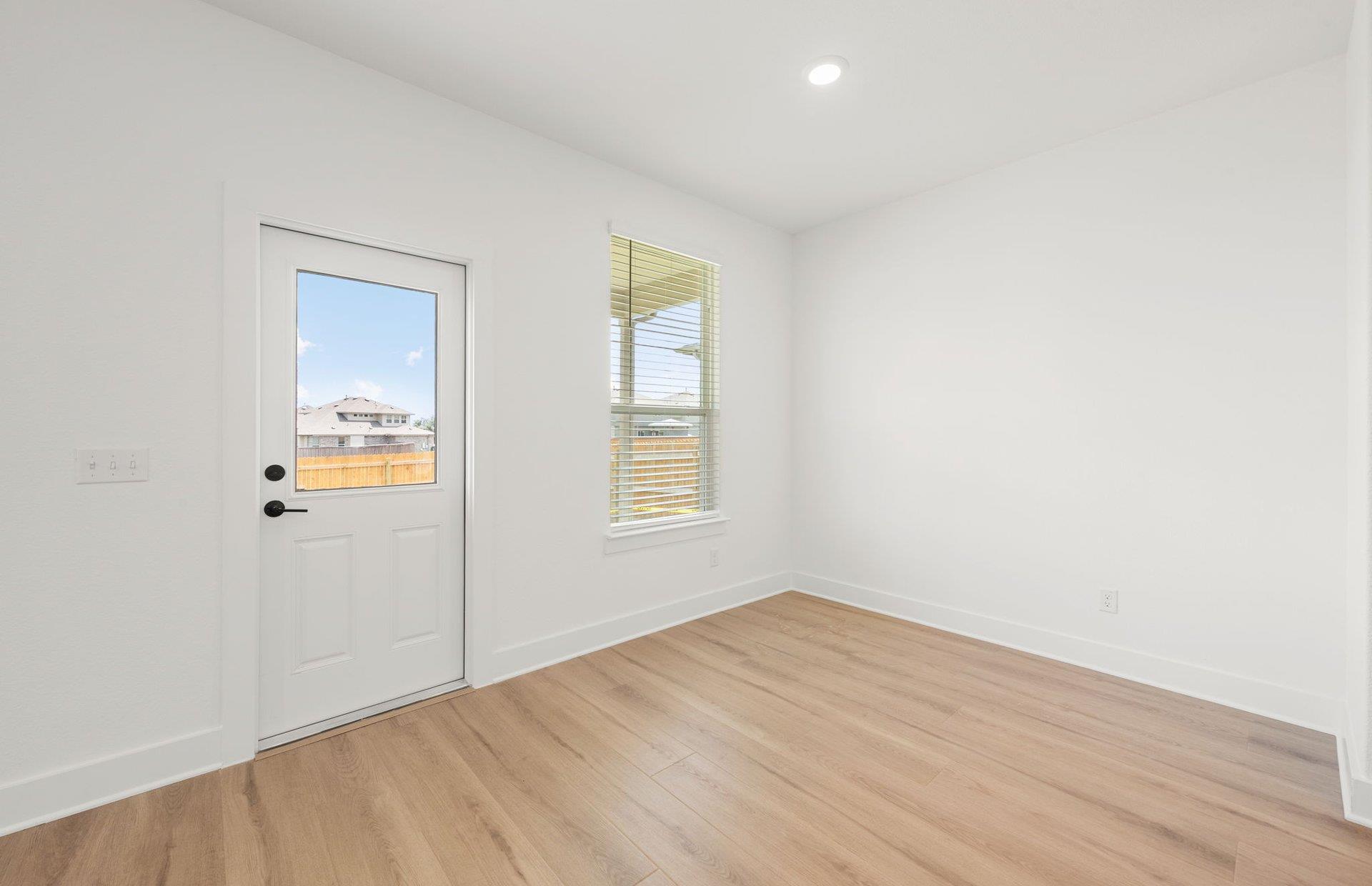 560 Tailwind Dr, Kyle, TX 78640