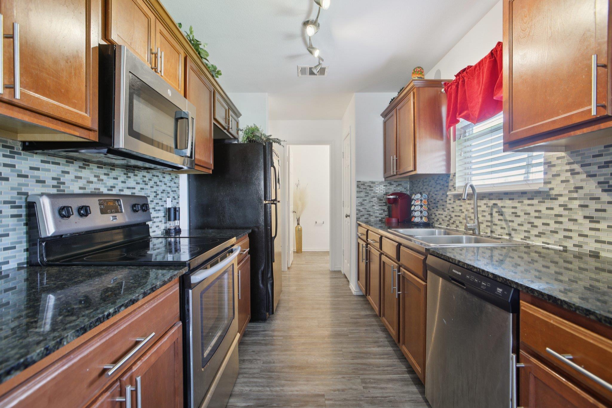 13212 High Sierra St, Manor, TX 78653