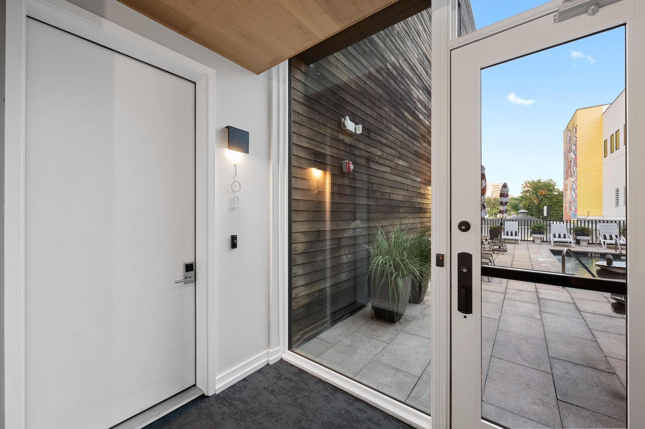1010 W 10th St # 102, Austin, TX 78703