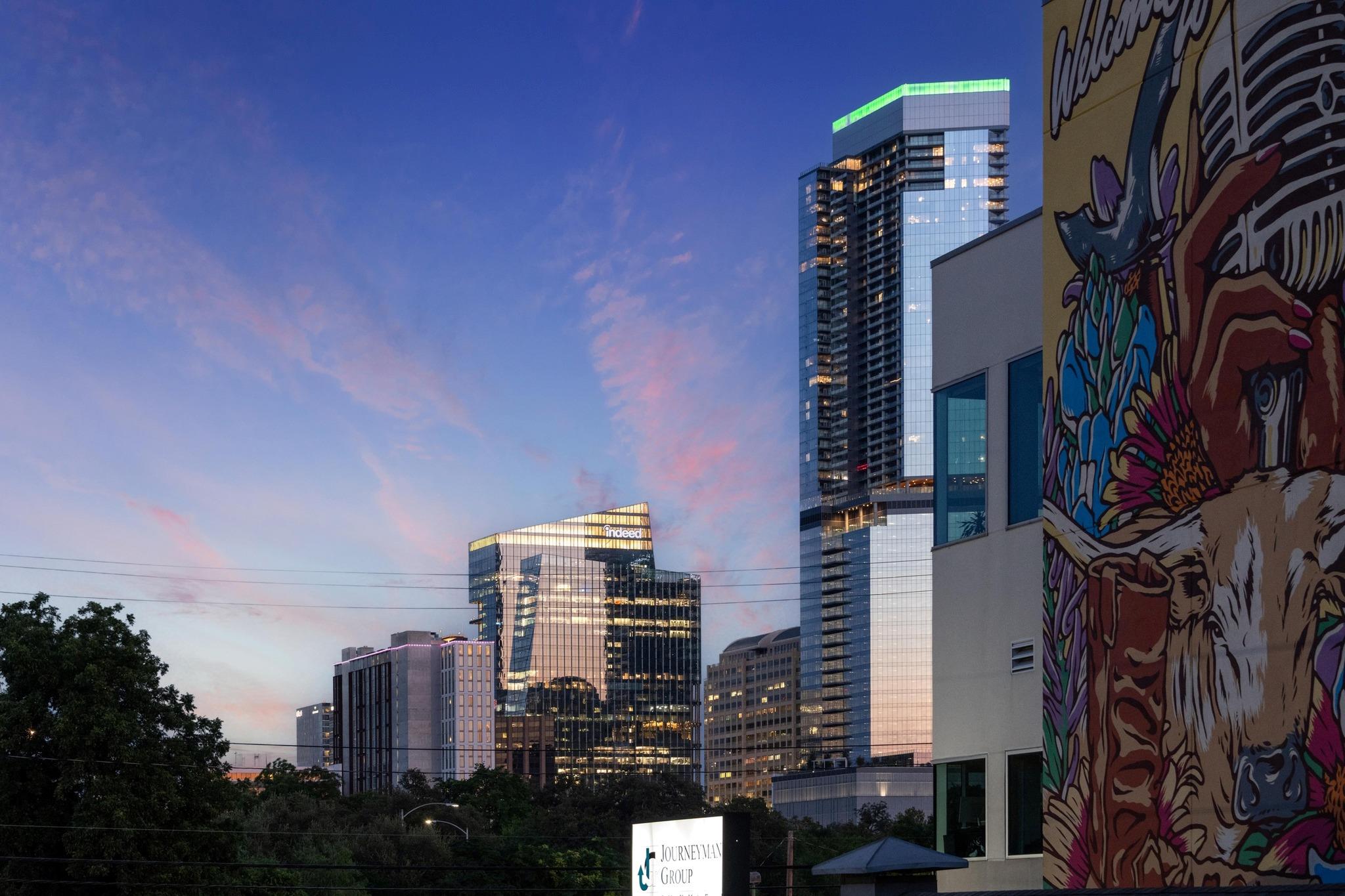 1010 W 10th St # 102, Austin, TX 78703