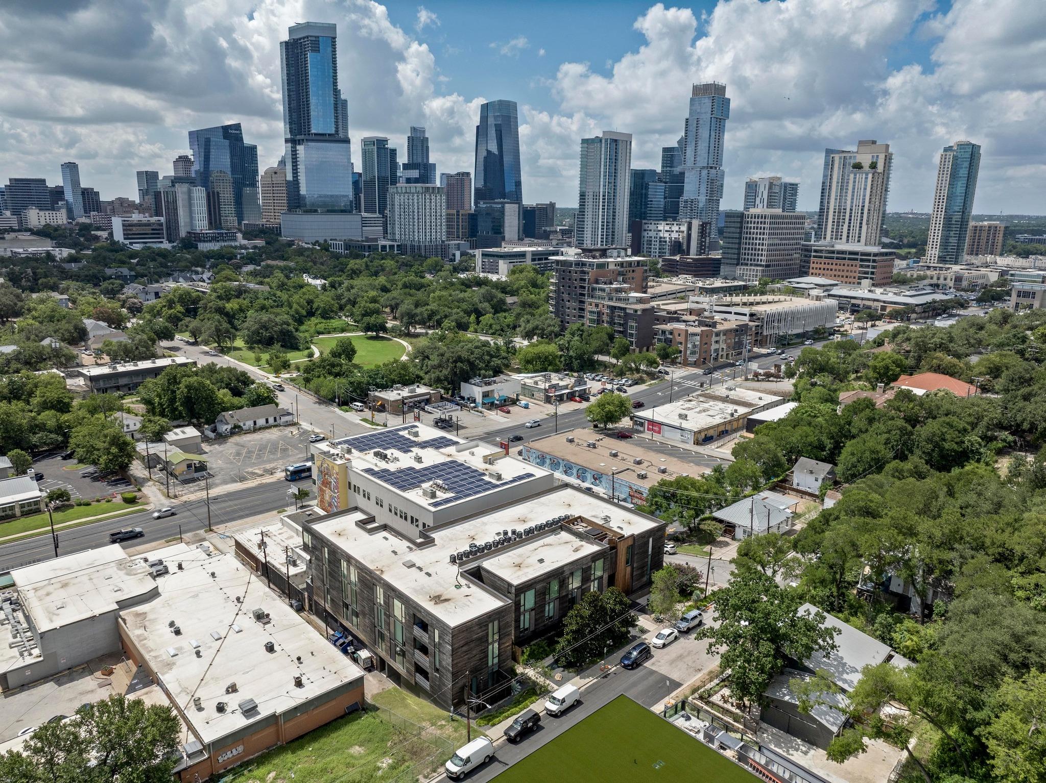 1010 W 10th St # 102, Austin, TX 78703