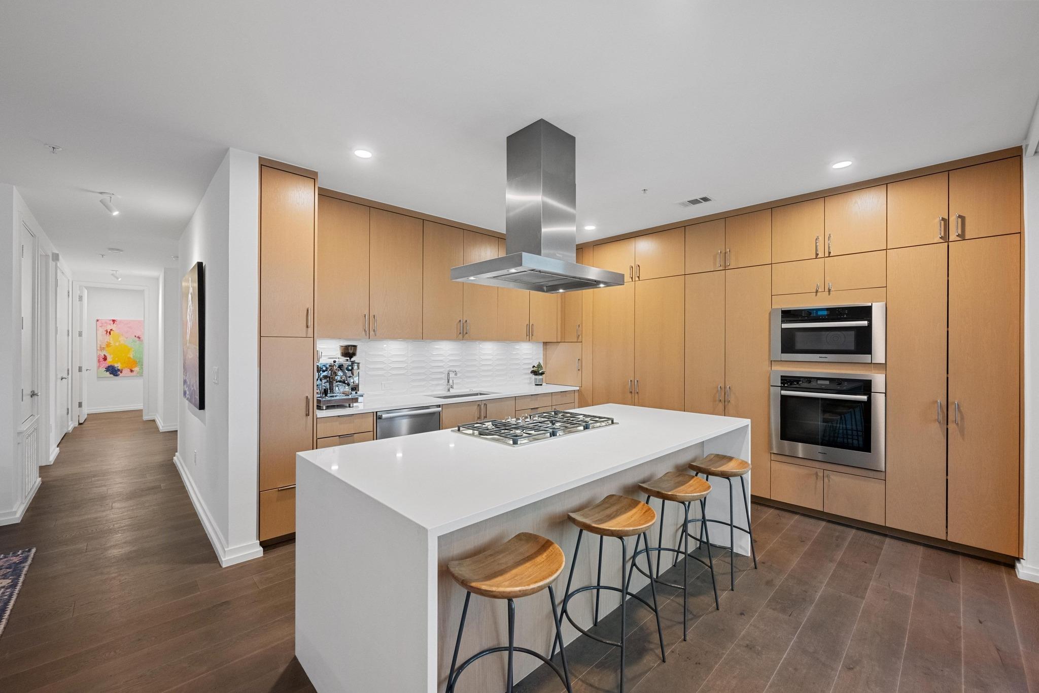 1010 W 10th St # 102, Austin, TX 78703