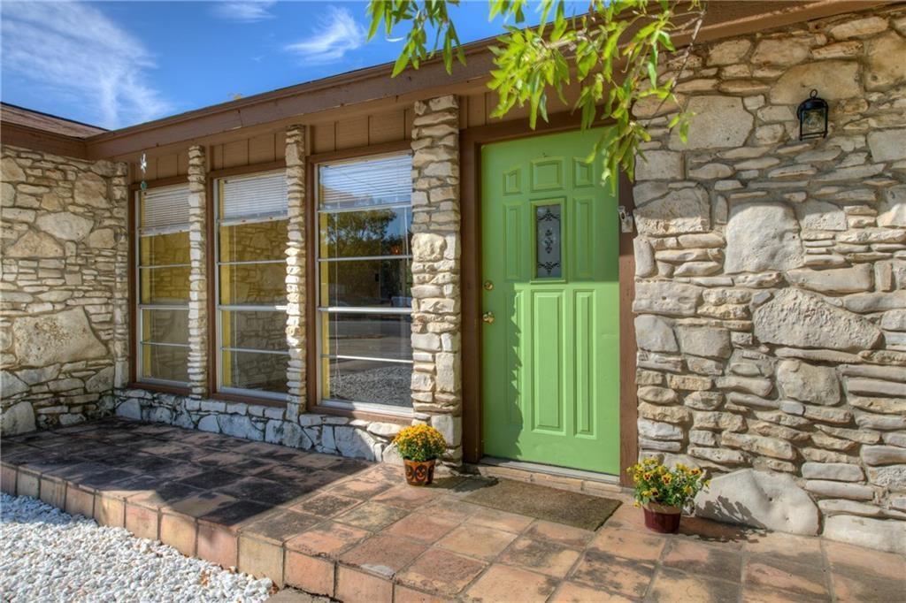 1811 Lone Oak Dr, Leander, TX 78641