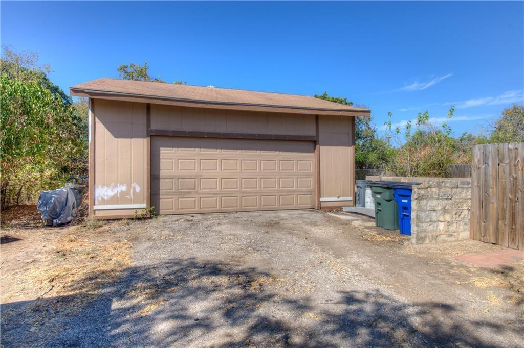 1811 Lone Oak Dr, Leander, TX 78641