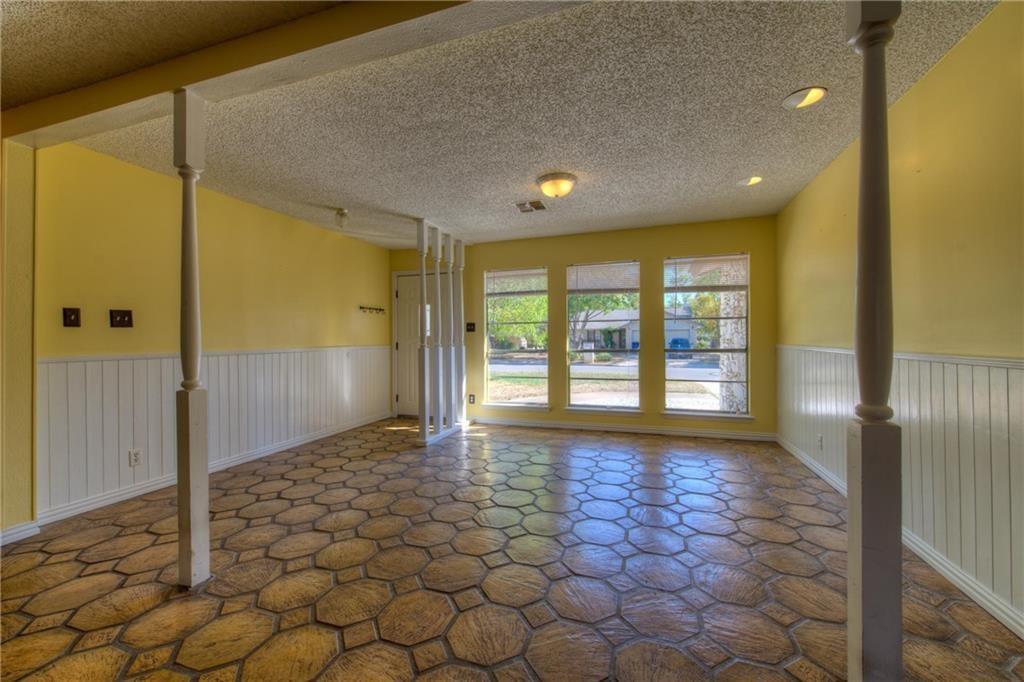 1811 Lone Oak Dr, Leander, TX 78641