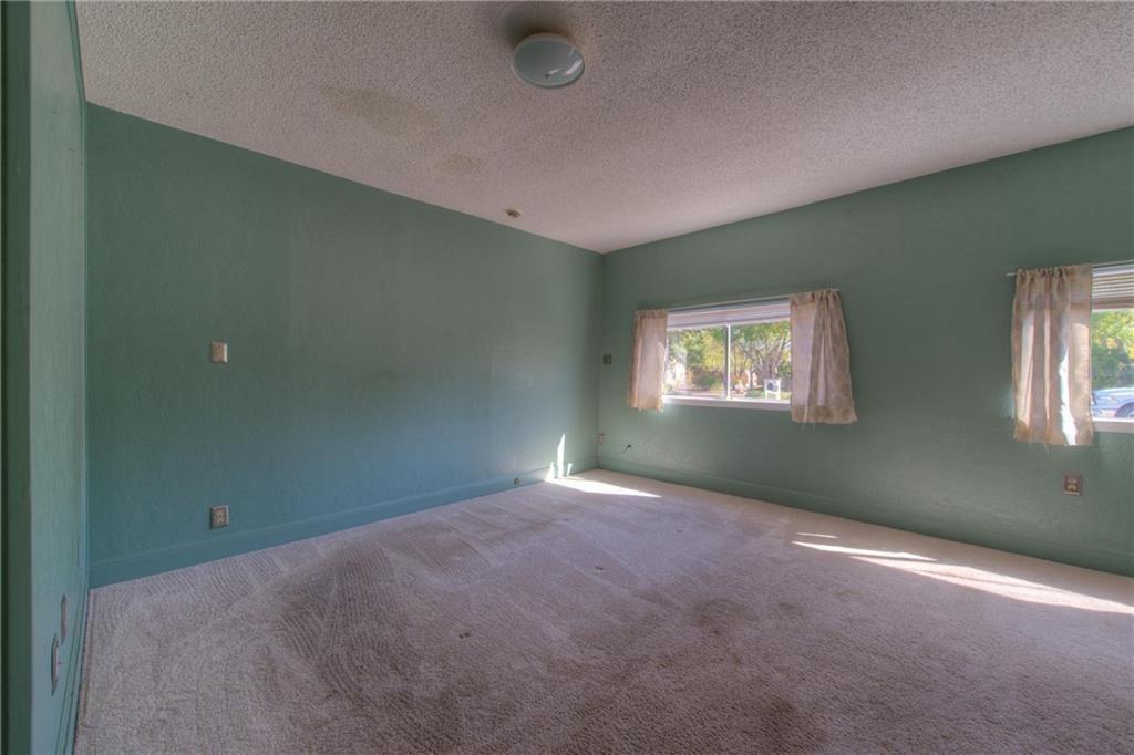1811 Lone Oak Dr, Leander, TX 78641