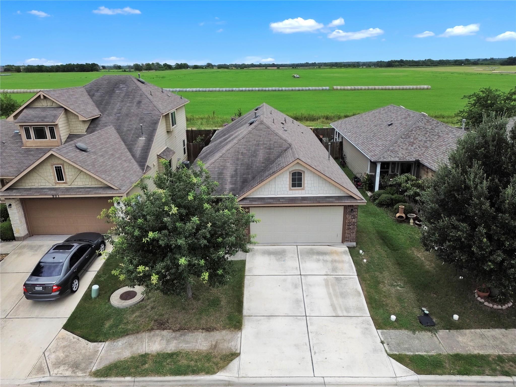 903 Yabers Ct, Austin, TX 78725