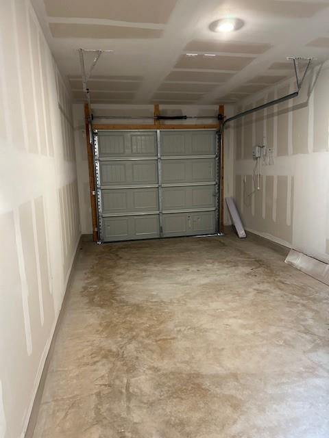 45 Trinity Cir, Lockhart, TX 78644