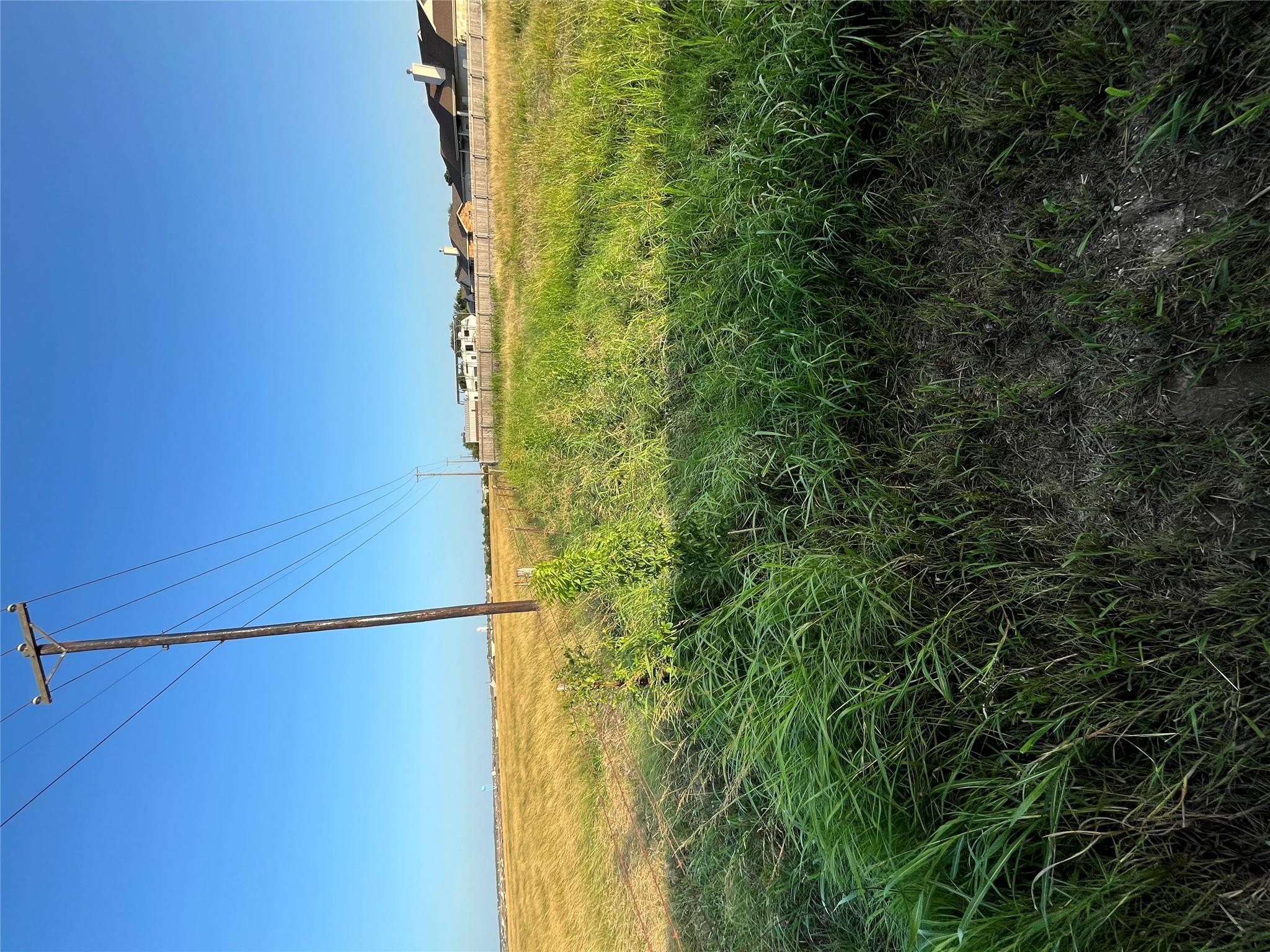360 Meadow Valley Loop, Jarrell, TX 76537