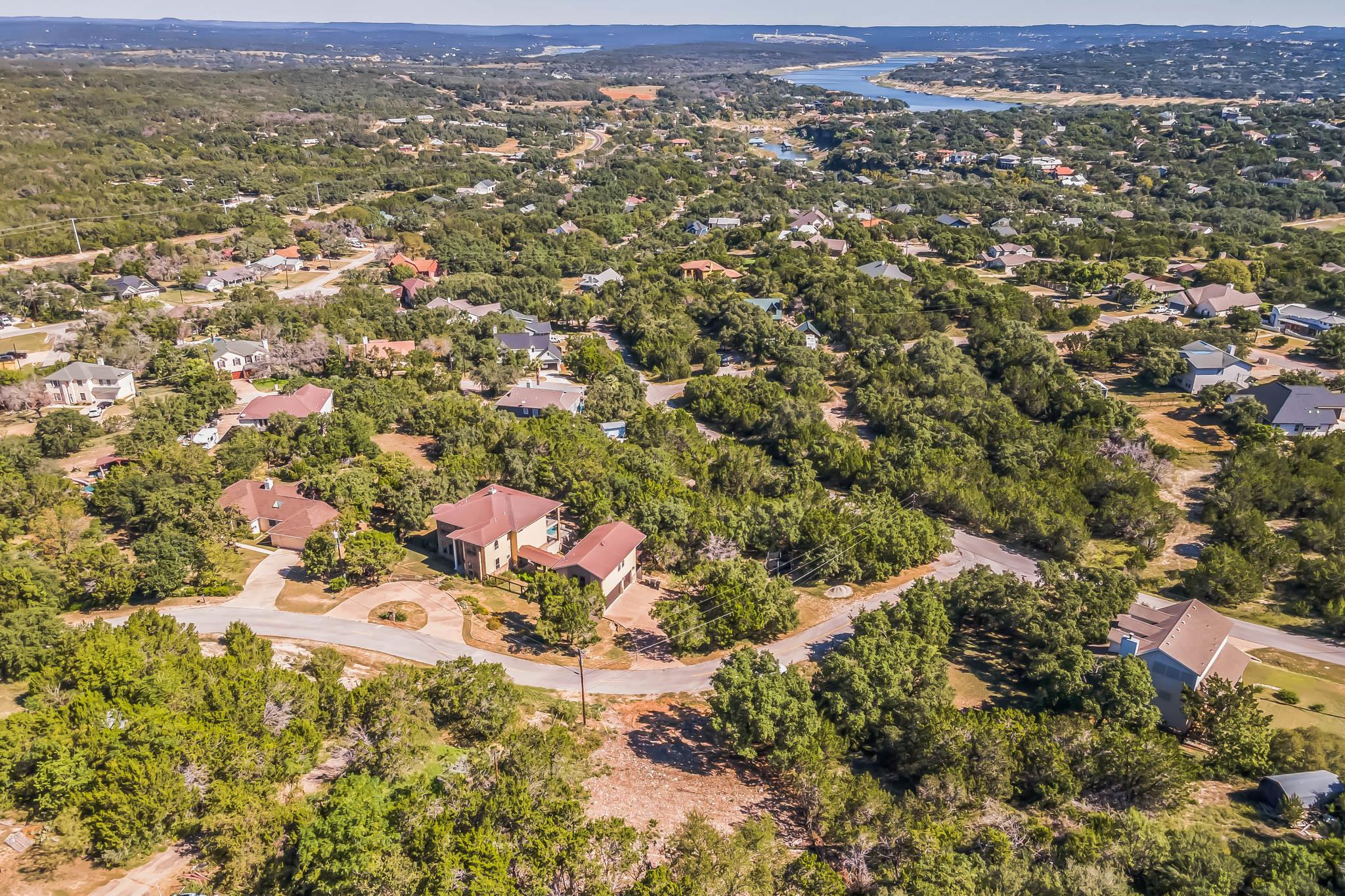 22305 Bute Dr, Spicewood, TX 78669