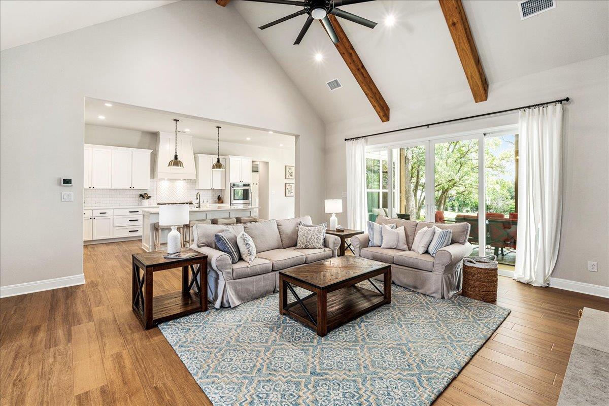 141 Tambra Lea Ln, Liberty Hill, TX 78642