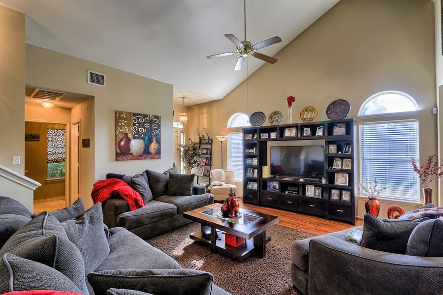 1400 Dillon Lake Bnd, Leander, TX 78641