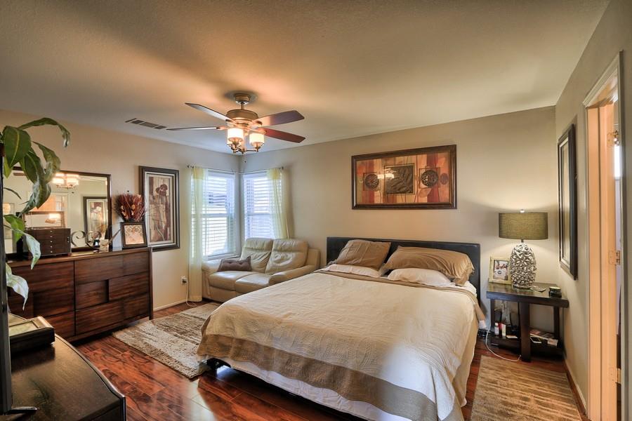 1400 Dillon Lake Bnd, Leander, TX 78641
