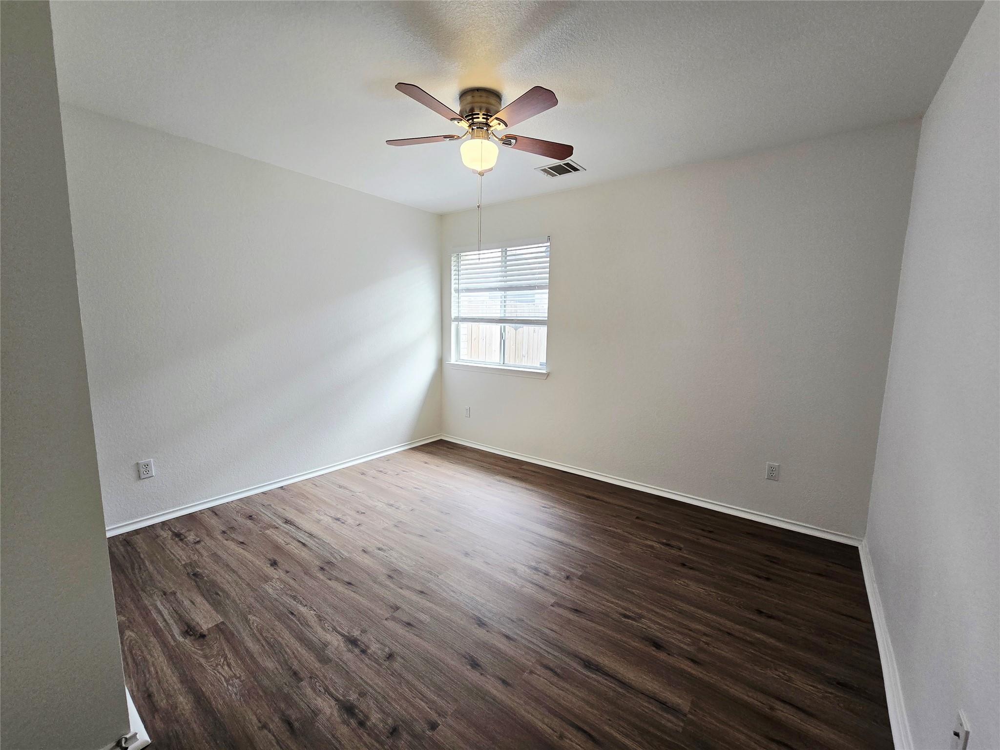 707 Johnny Bench, Round Rock, TX 78665
