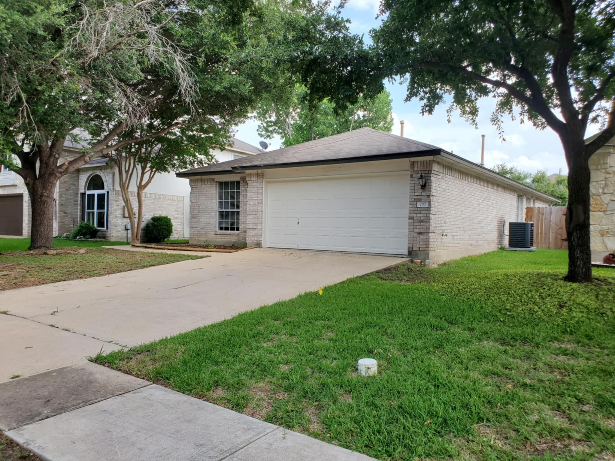 707 Johnny Bench, Round Rock, TX 78665