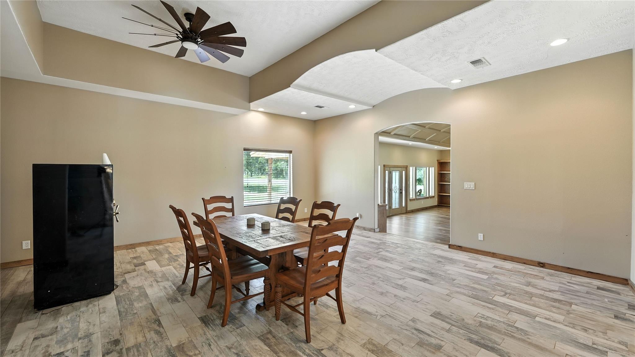 2410 FM 1680, Moulton, TX 78941