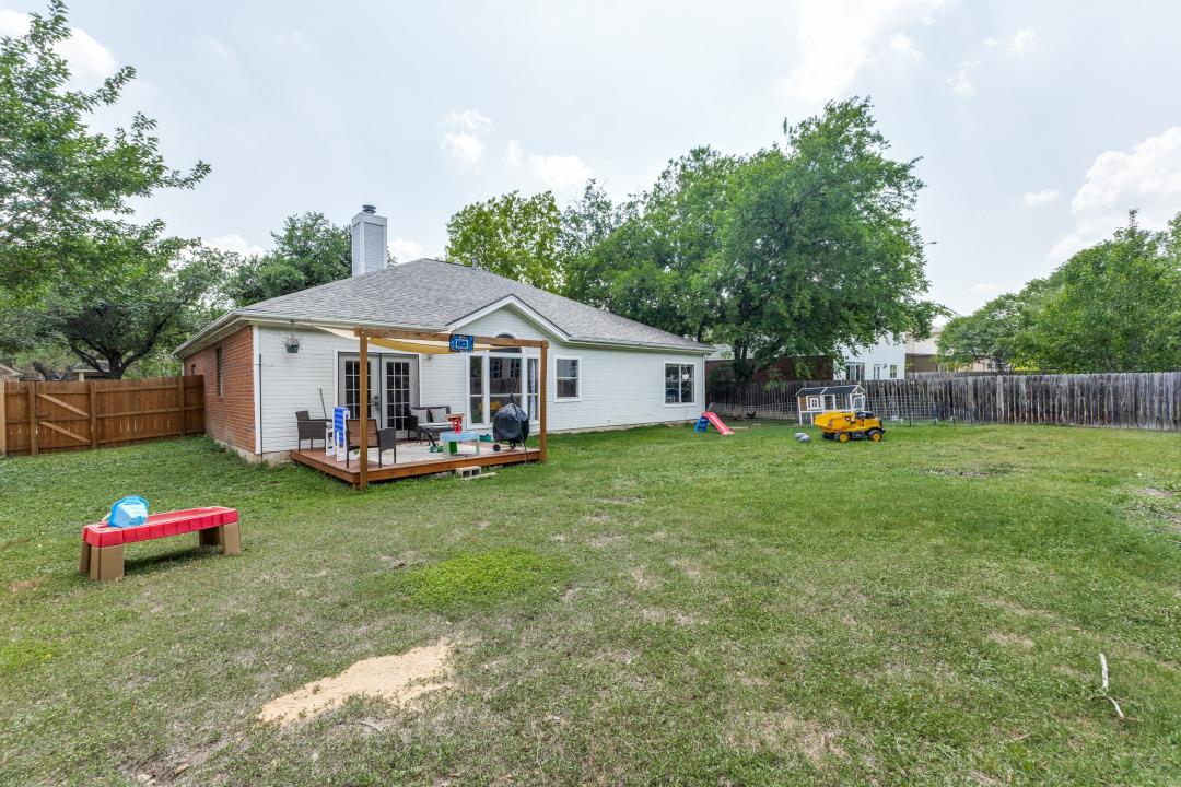 6614 Bramber Ln, Austin, TX 78754