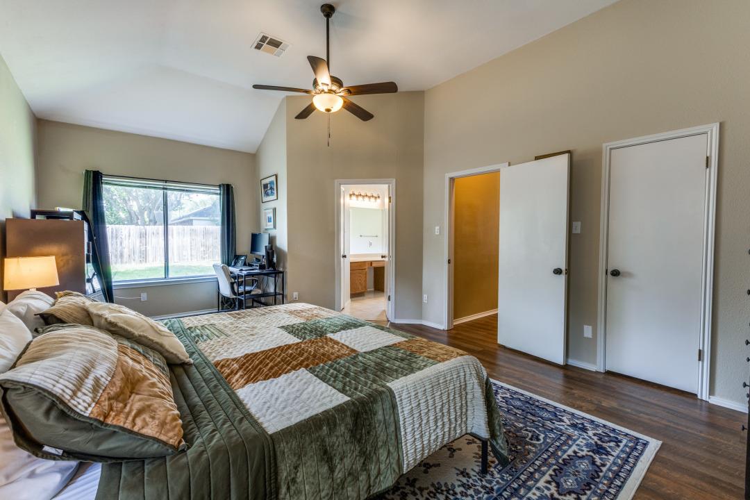 6614 Bramber Ln, Austin, TX 78754