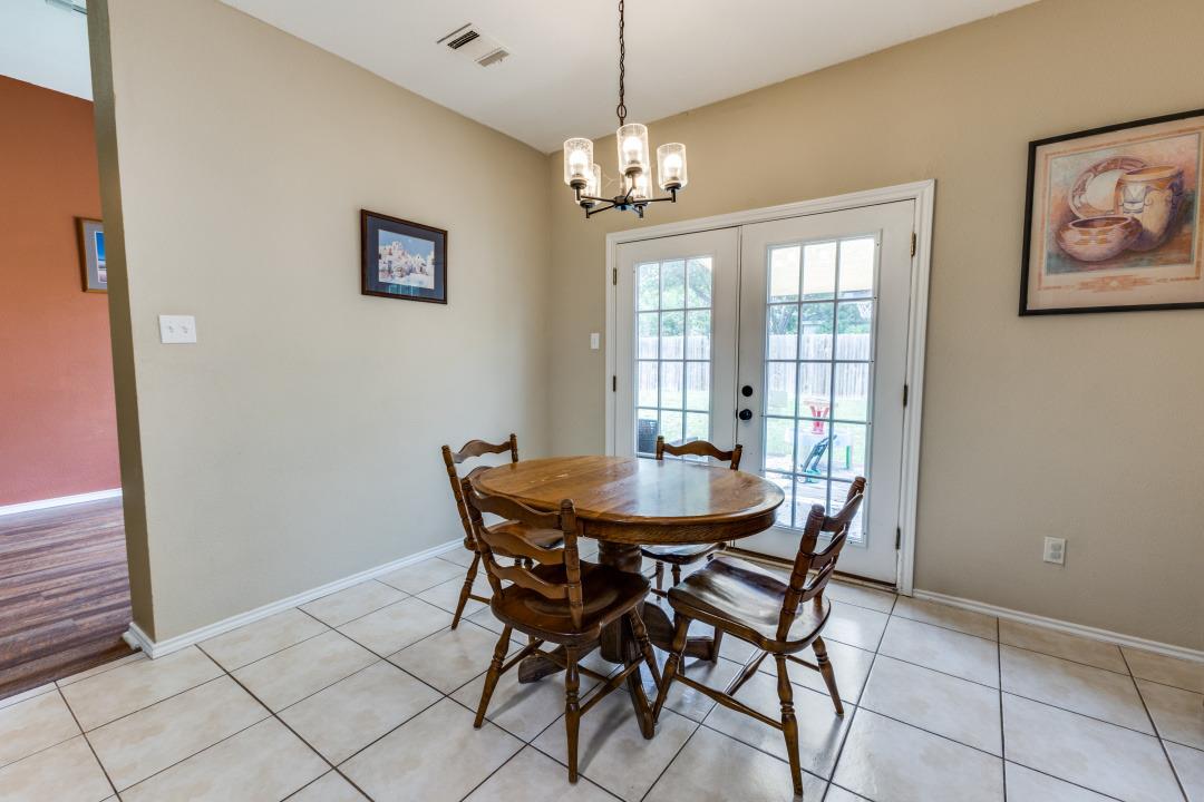 6614 Bramber Ln, Austin, TX 78754