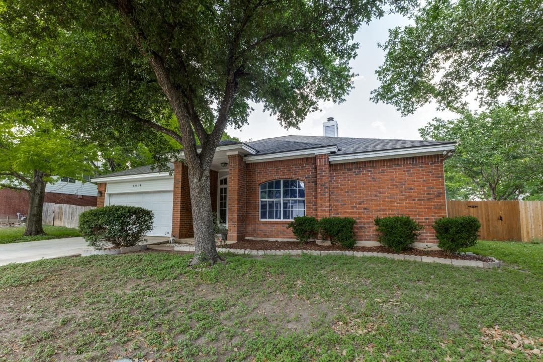 6614 Bramber Ln, Austin, TX 78754