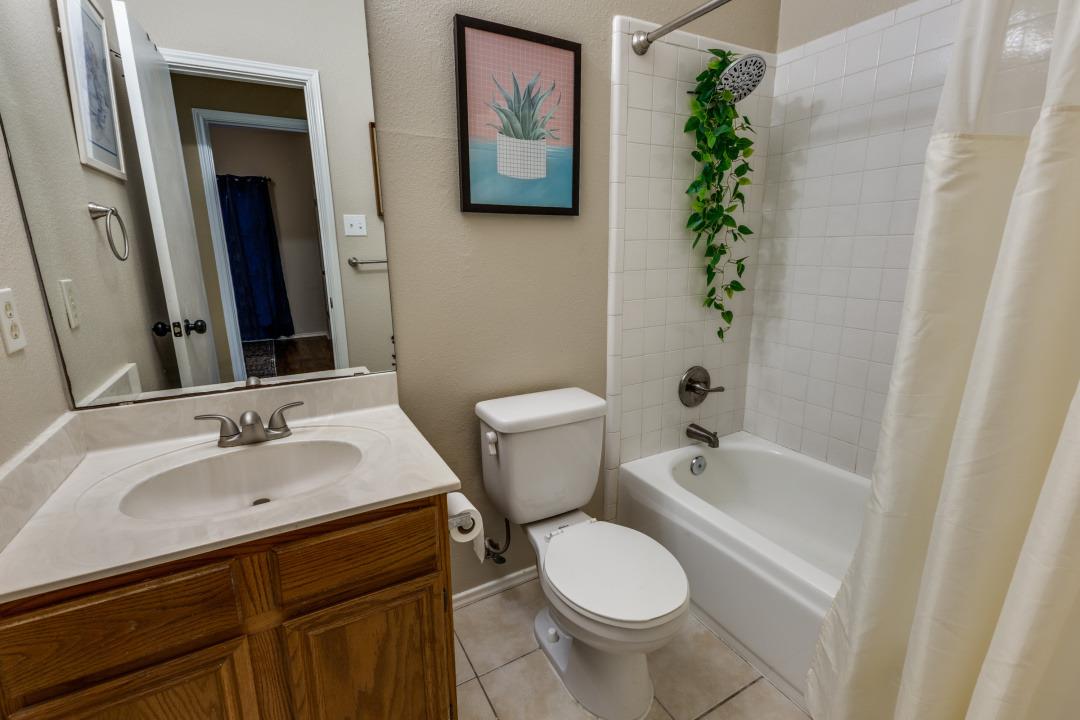 6614 Bramber Ln, Austin, TX 78754