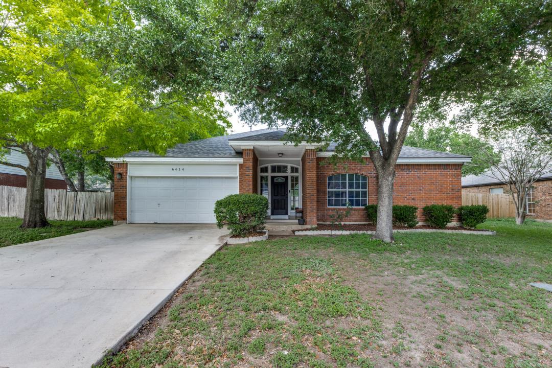 6614 Bramber Ln, Austin, TX 78754