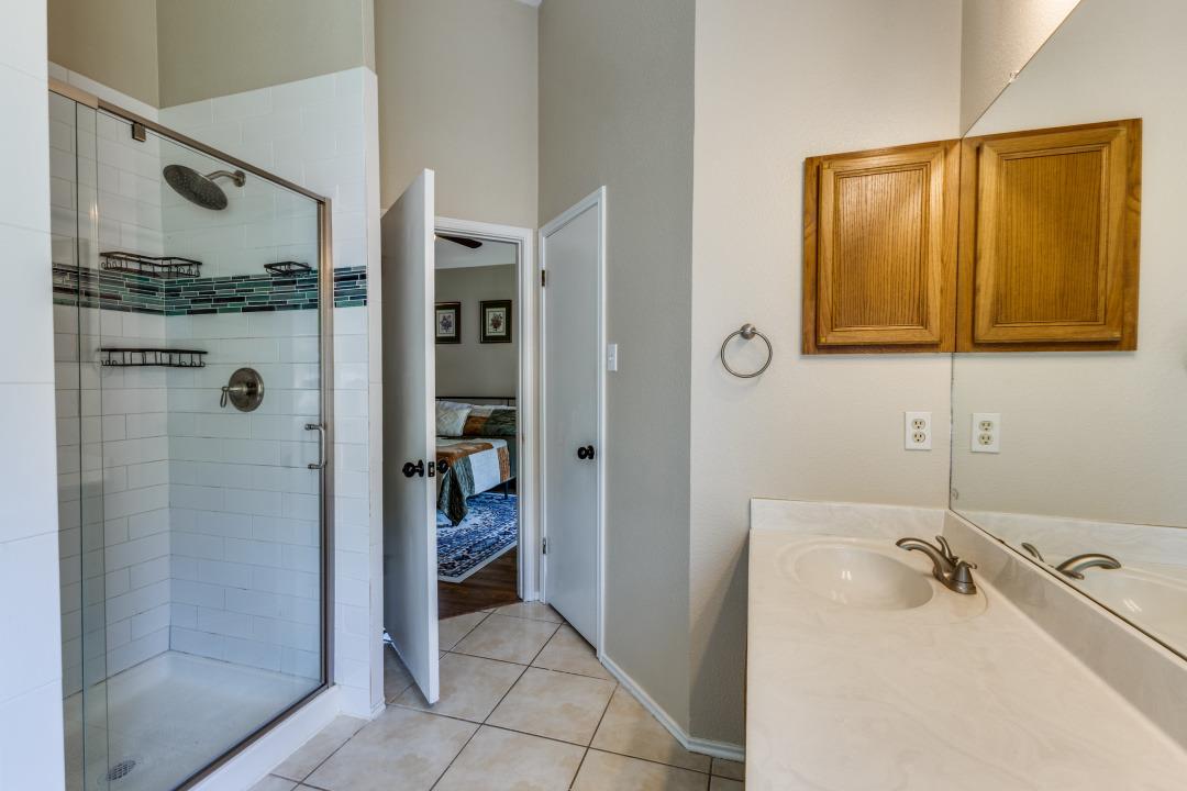 6614 Bramber Ln, Austin, TX 78754