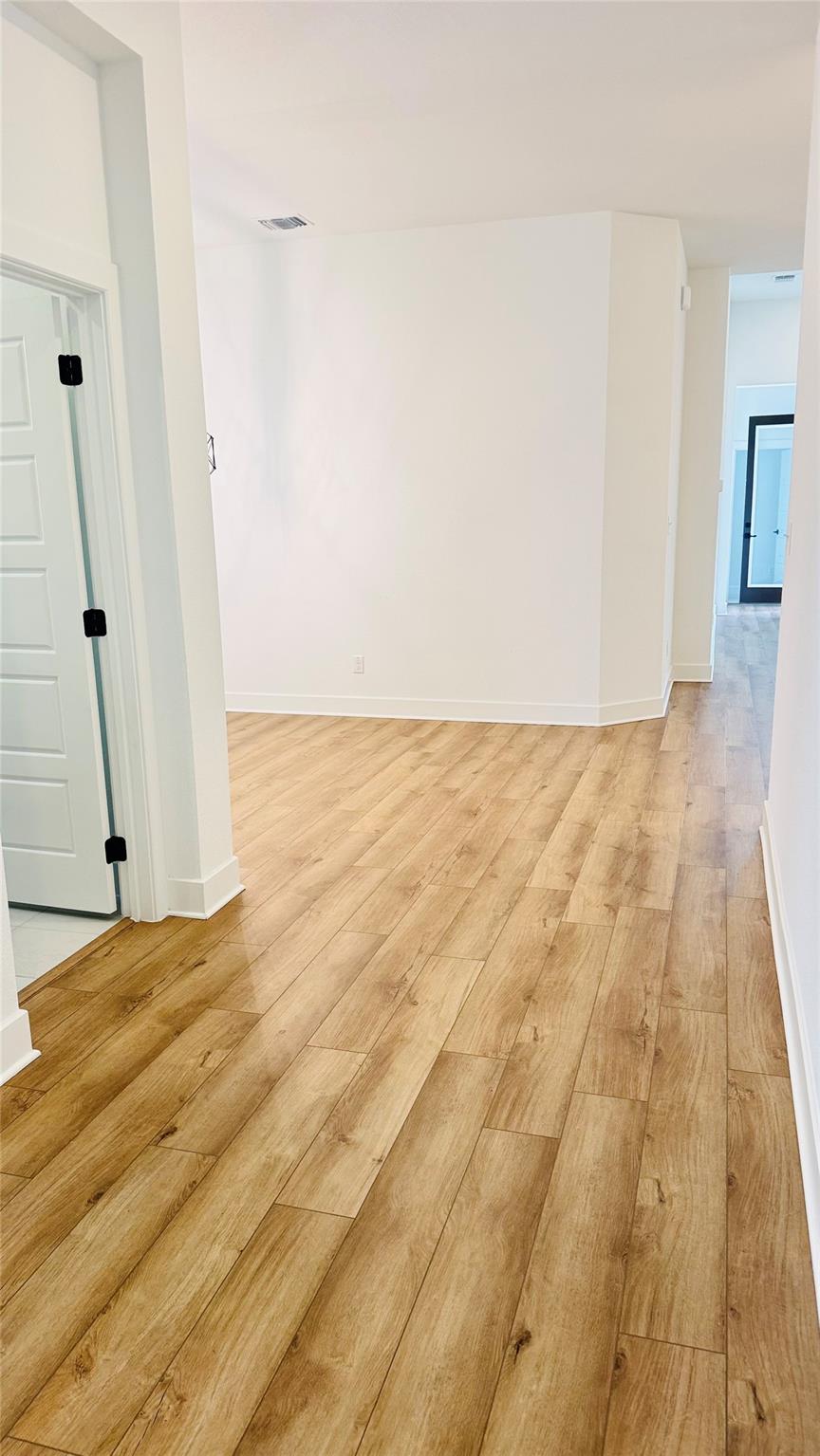 1332 South Brook Dr, Leander, TX 78641