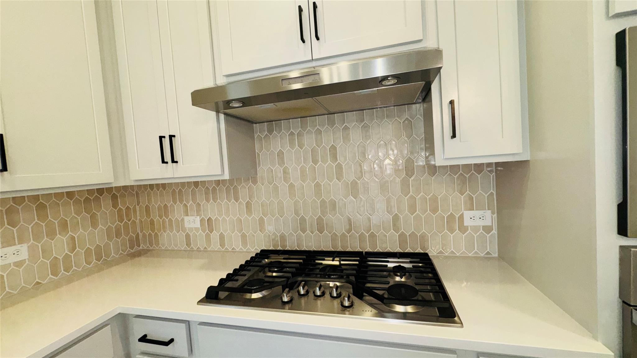 1332 South Brook Dr, Leander, TX 78641