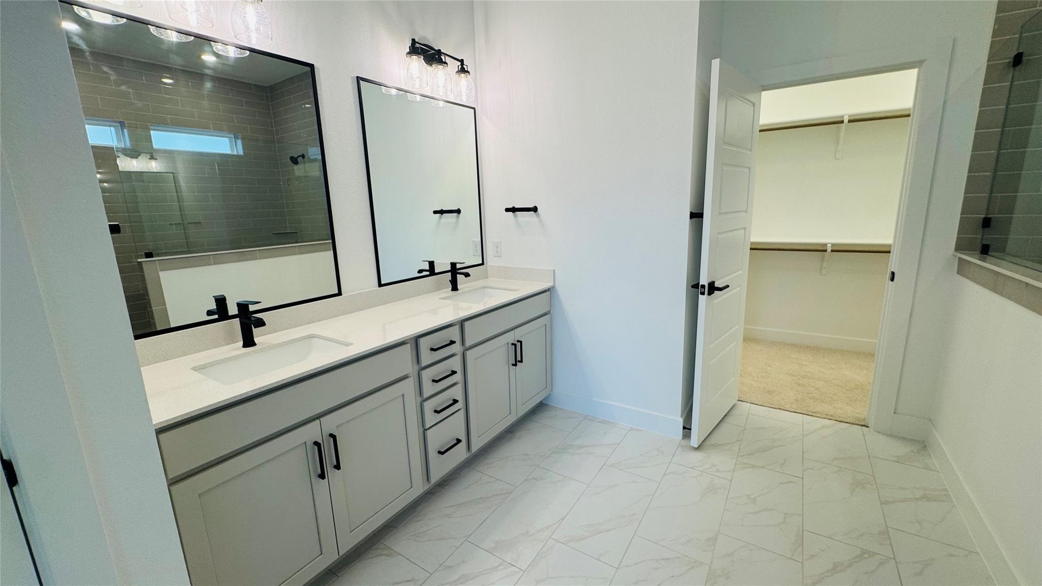 1332 South Brook Dr, Leander, TX 78641