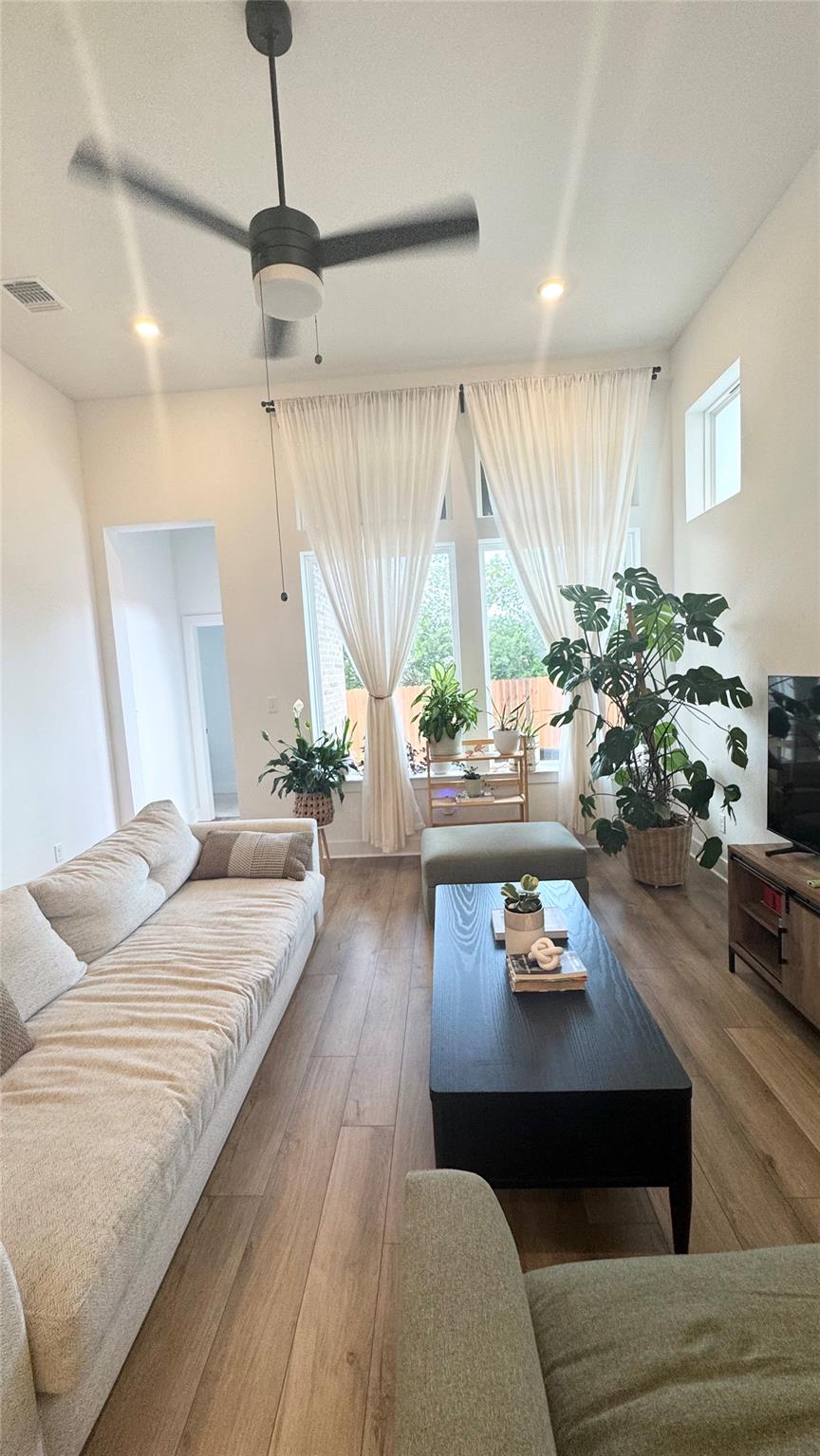 1332 South Brook Dr, Leander, TX 78641