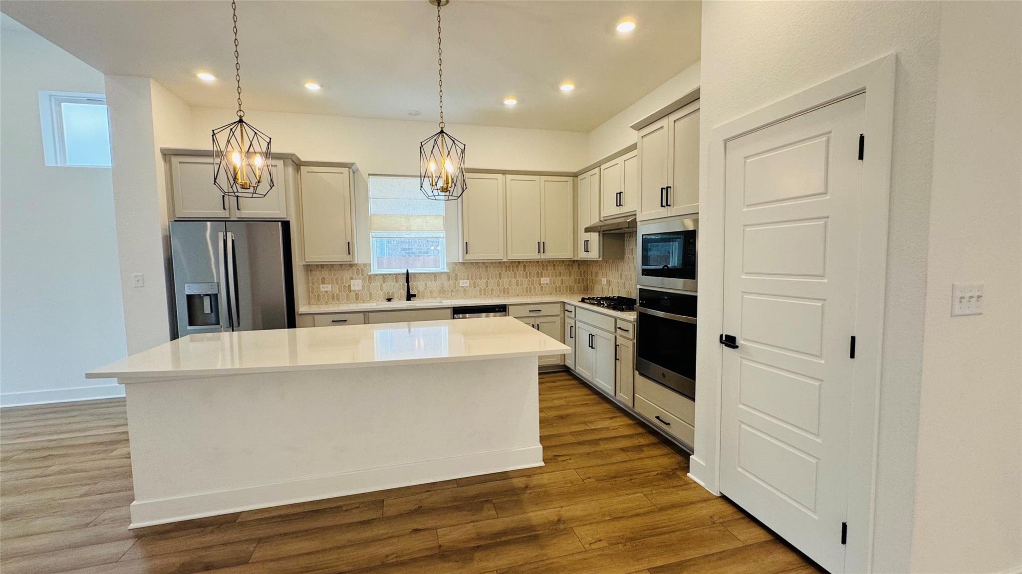 1332 South Brook Dr, Leander, TX 78641