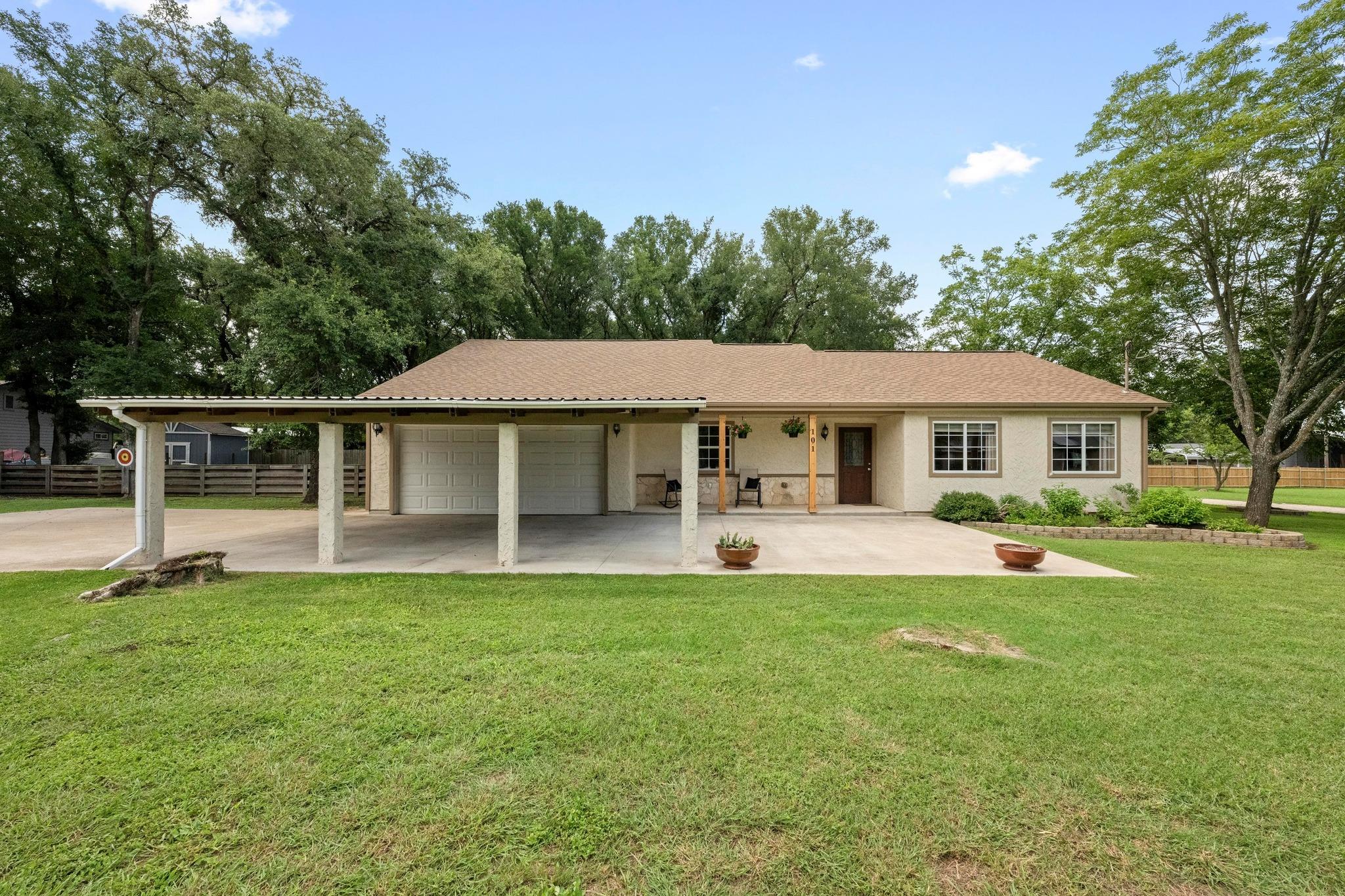 101 Deer Clearing, Kyle, TX 78640