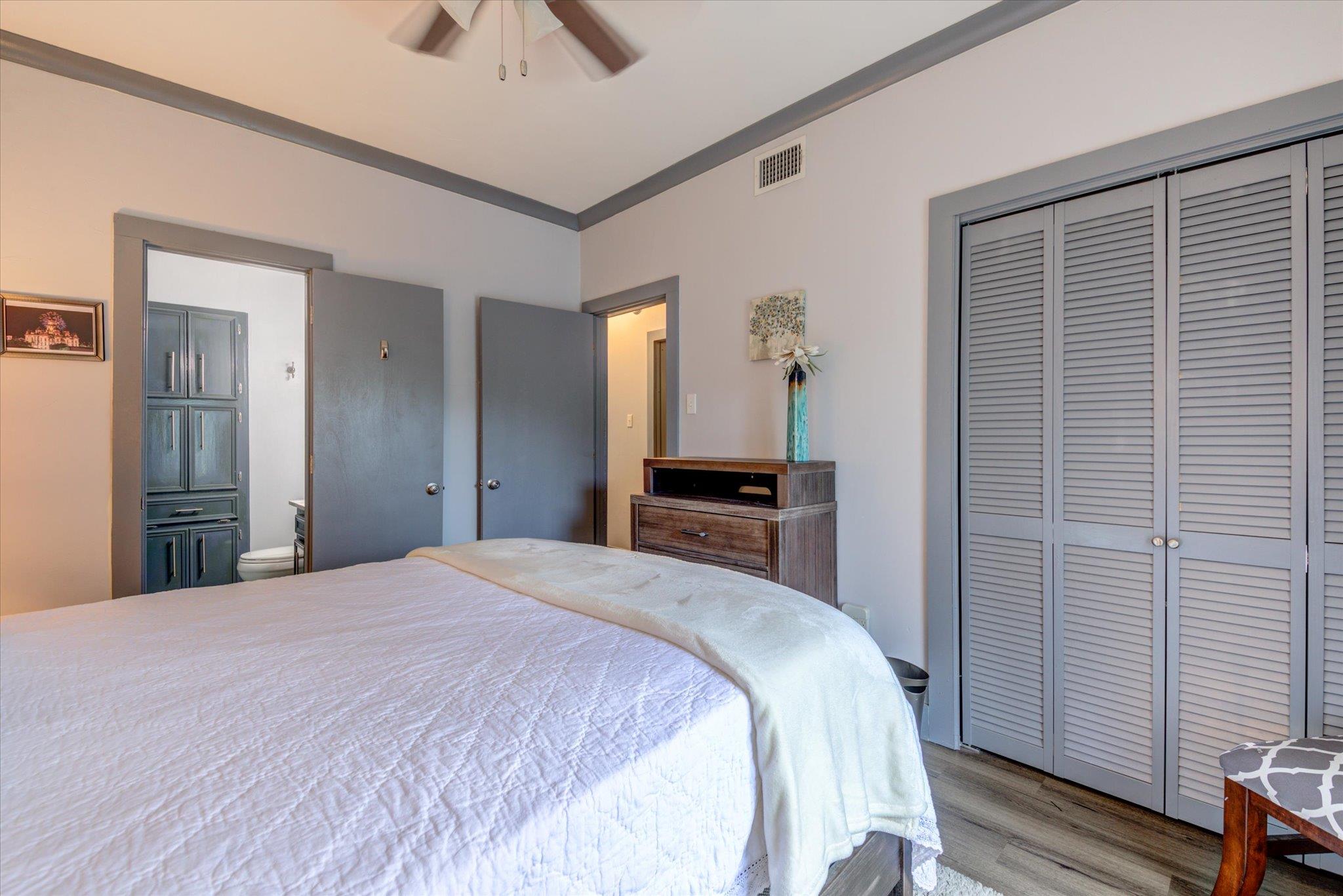 2508 Enfield Rd # 12, Austin, TX 78703