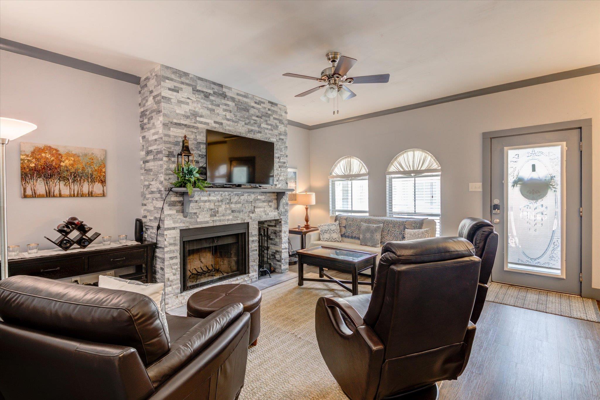 2508 Enfield Rd # 12, Austin, TX 78703