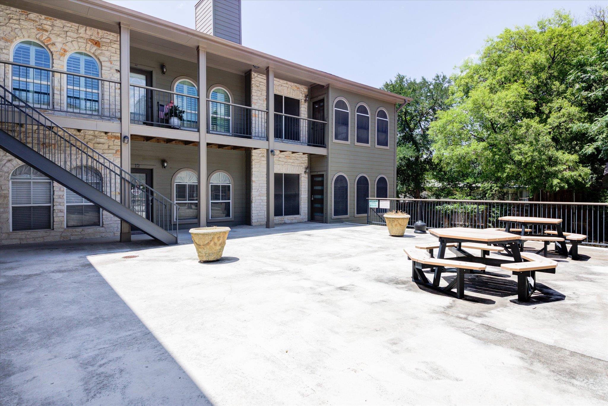 2508 Enfield Rd # 12, Austin, TX 78703