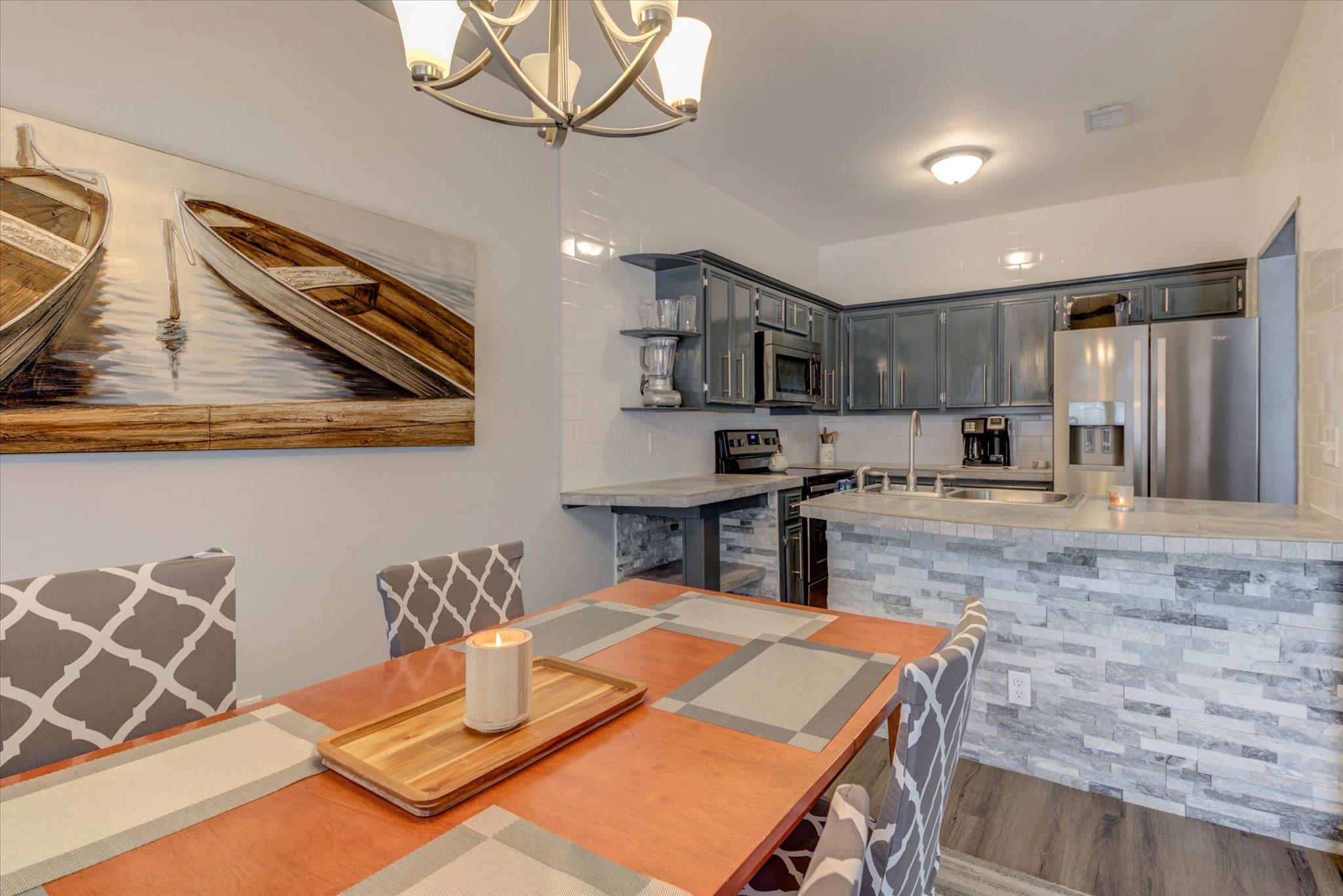 2508 Enfield Rd # 12, Austin, TX 78703