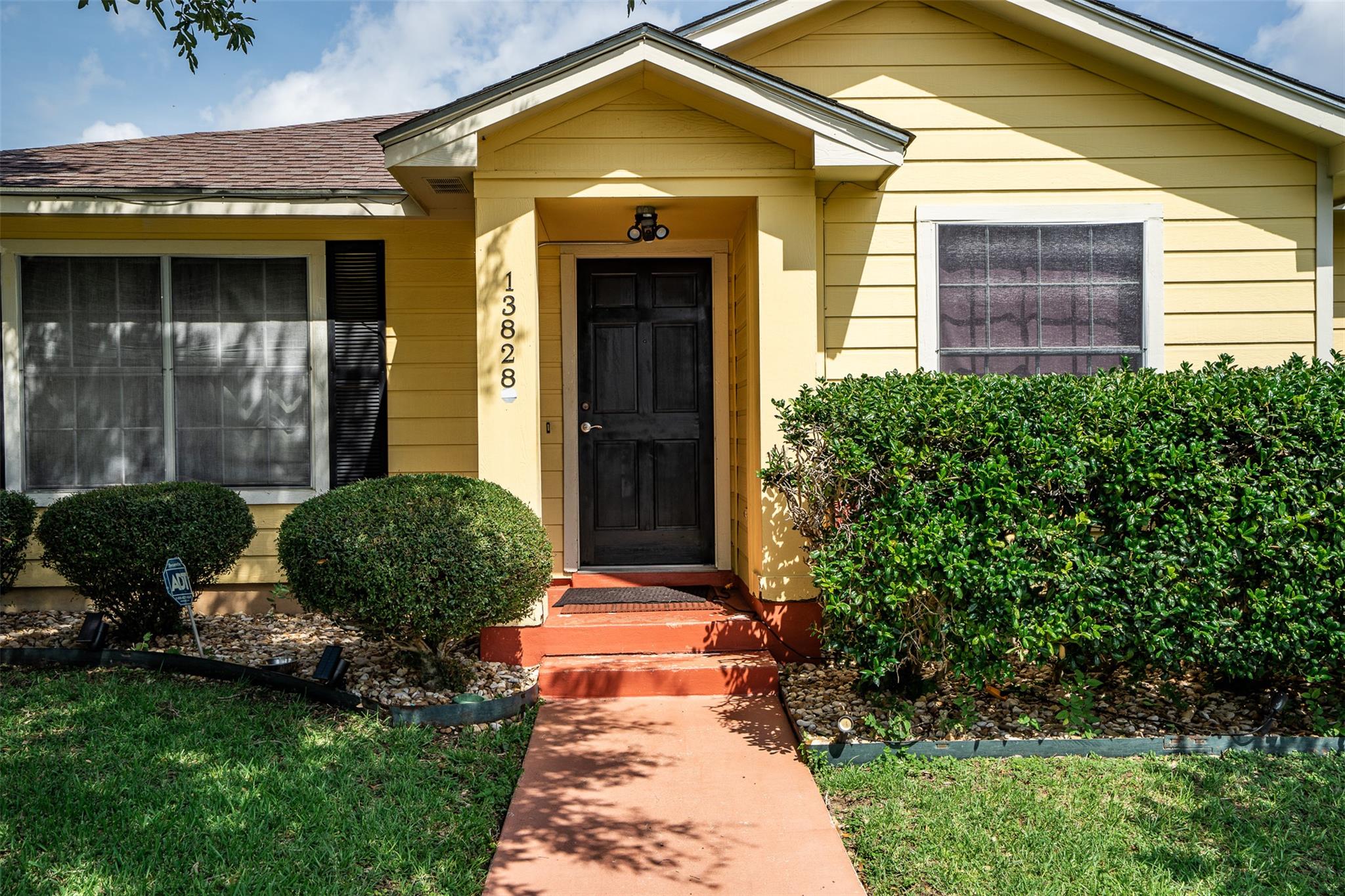 13828 Spring Heath Rd, Pflugerville, TX 78660