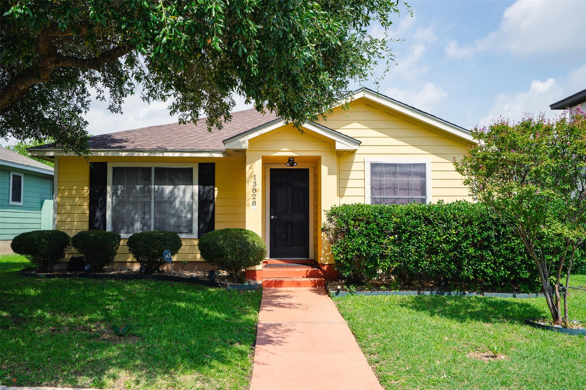 13828 Spring Heath Rd, Pflugerville, TX 78660