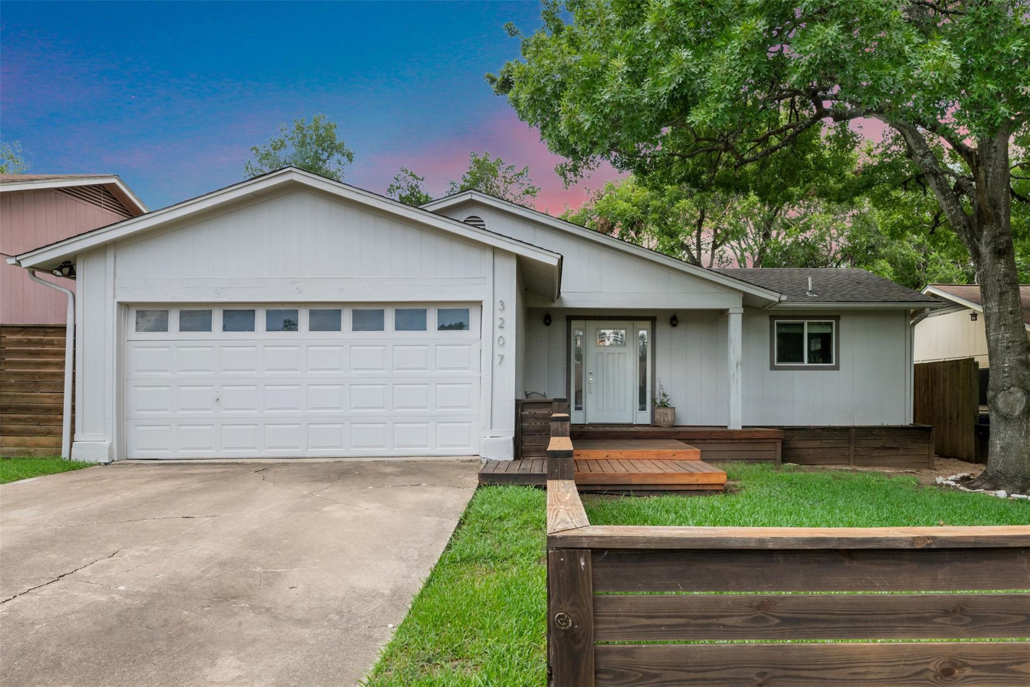 3207 Harpers Ferry Ln, Austin, TX 78745