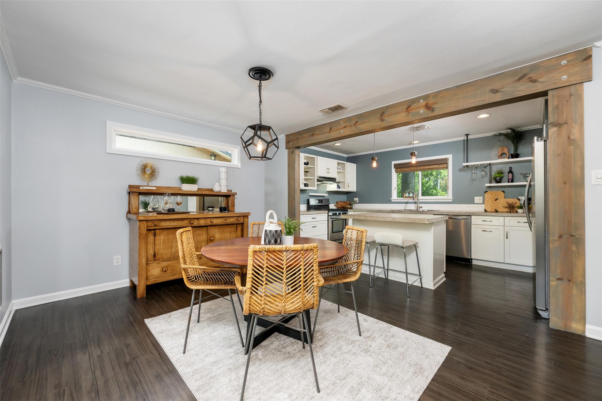 3207 Harpers Ferry Ln, Austin, TX 78745