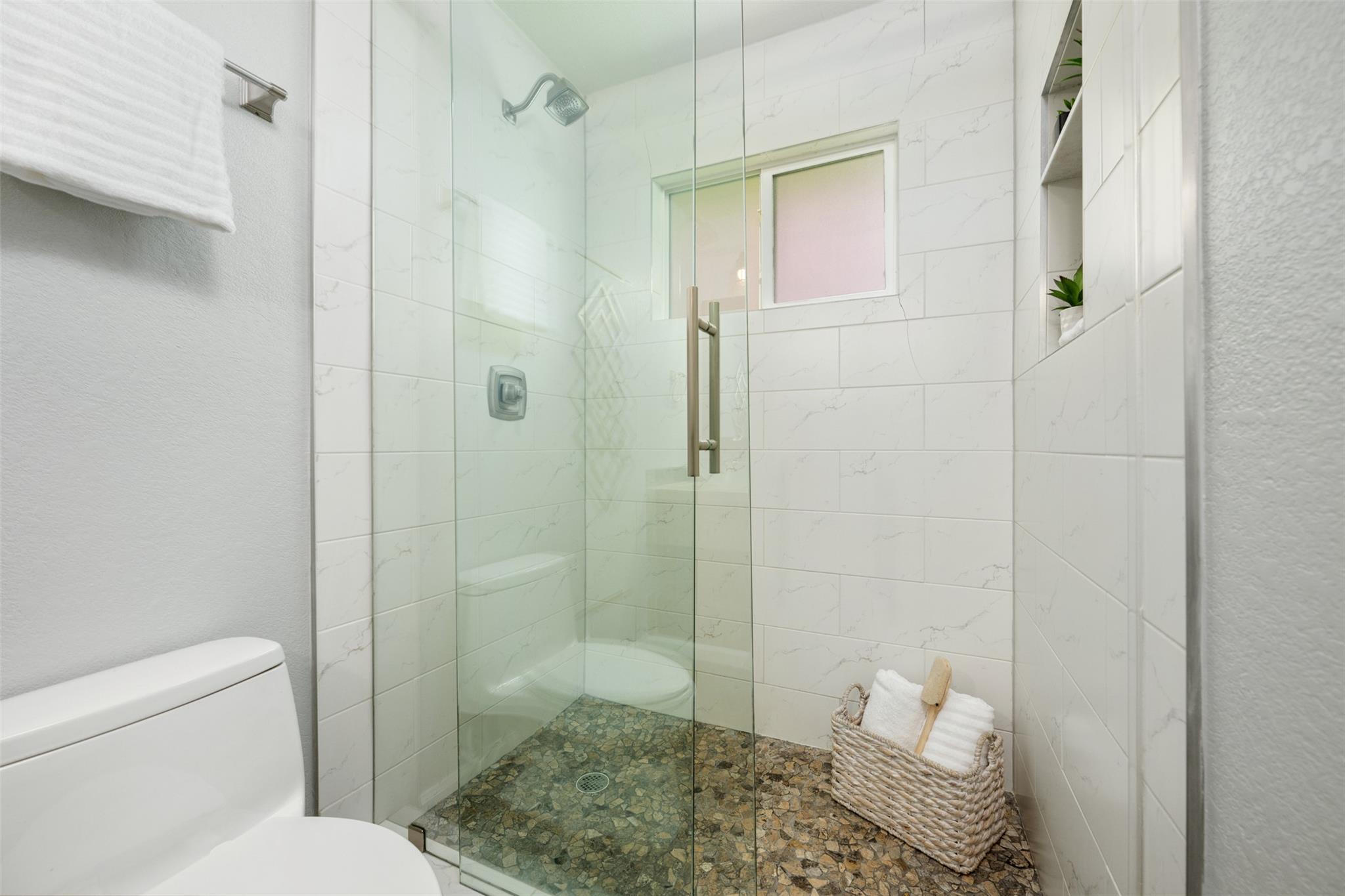 3207 Harpers Ferry Ln, Austin, TX 78745