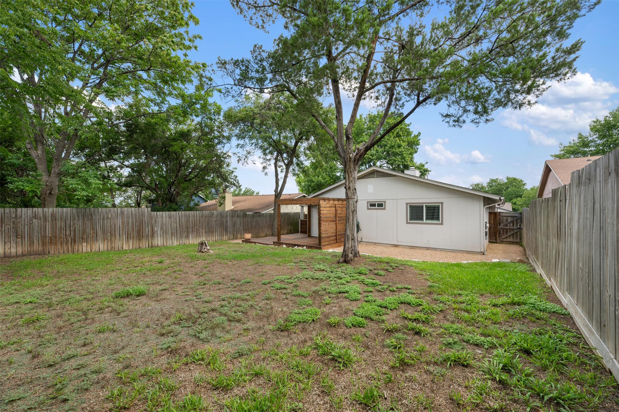 3207 Harpers Ferry Ln, Austin, TX 78745